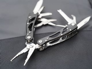 Spro Freestyle Folding 13-in-1 Multi-Tool